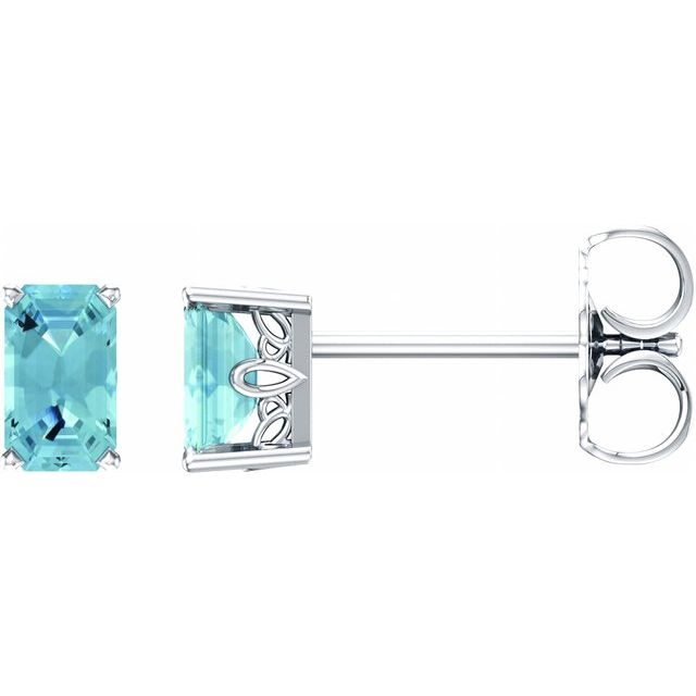 Emerald 4-Prong Scroll SettingÂ® Stud Earrings