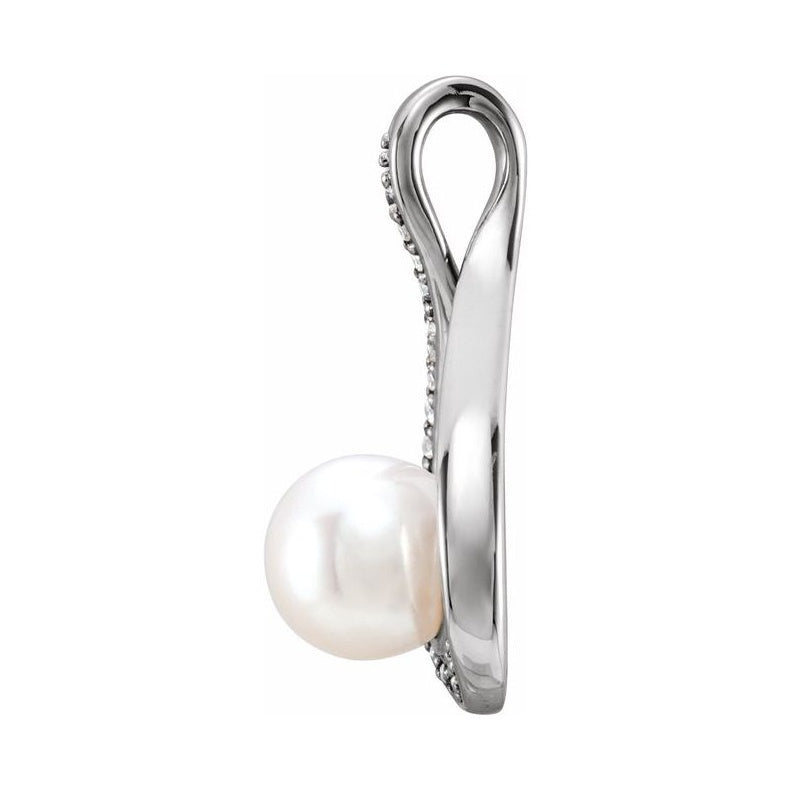 Accented Pearl Pendant