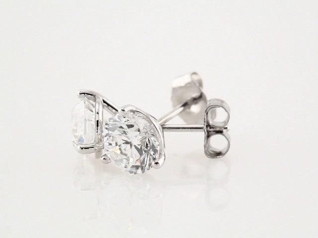 Round 3-Prong Cocktail-Style Stud Earrings