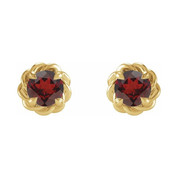 Round 4-Prong Claw Stud Earrings
