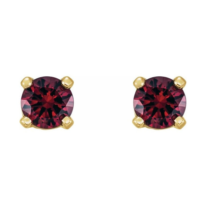 Round 4-Prong Stud Earrings